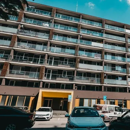 Ah Luxury Galerka * Košice